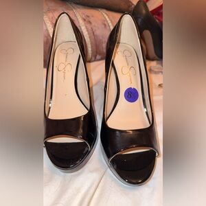 Jessica Simpson Glossy Black Peep Toe Heels 8.5
